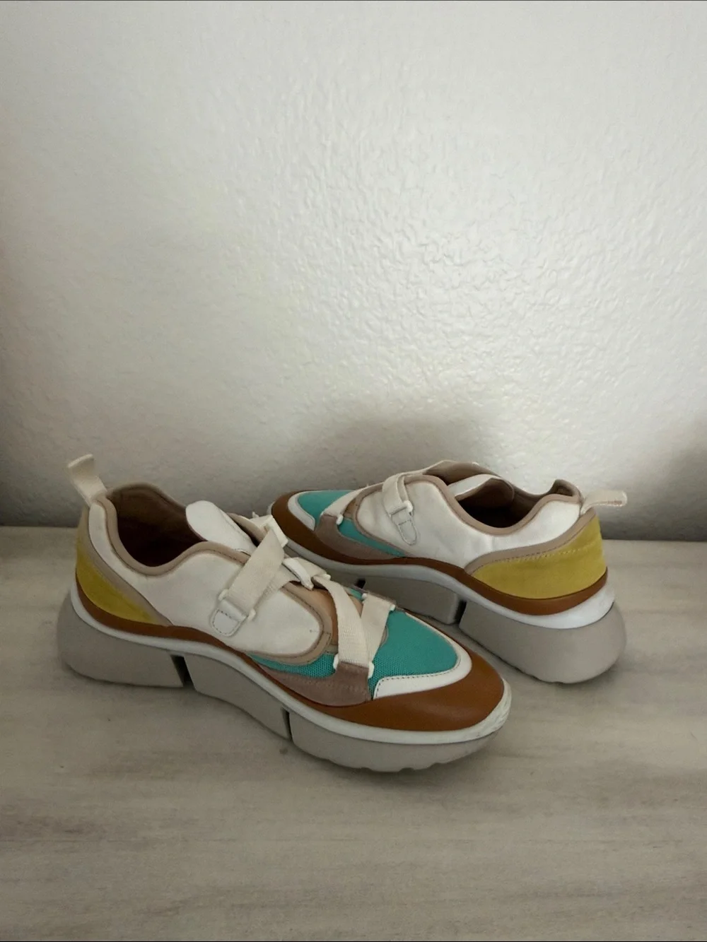 Chloe authentic sonnie